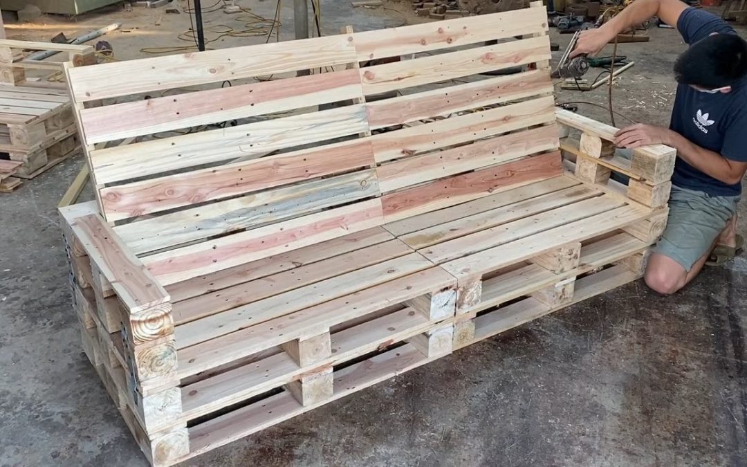 Amazing Ideas Woodworking Diy For Beginners – How To Build A Outdoor Bench From Pallets Step by Step