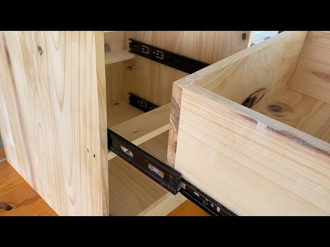 Surprisingly Simple Woodworking Projects // DIY Nightstand Ideas For Creative And Inspired Beginners