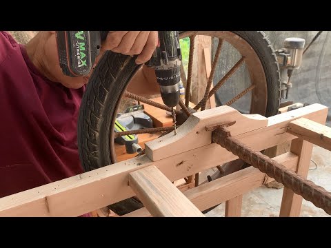 Weekend Woodworking For DIY Enthusiasts // How To Make A Easy Wooden Pallet Peddler