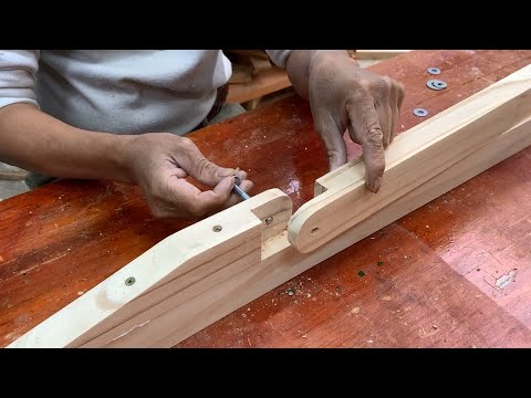 Woodworking Projects That You Can Easily Do // How To Make A Folding Chair From Pallet Wood – DIY!