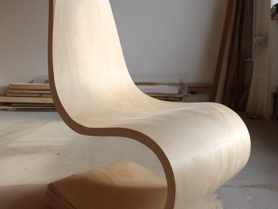 Bending Wood Into a Curved Lounge Chair That Stuns
